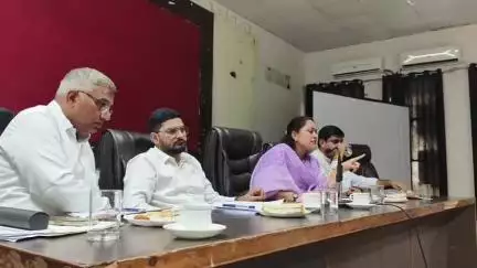 थानेसर: जिला परिषद के हाउस की बैठक में ₹3 करोड़ के विकास कार्यों पर लगी मुहर, बाढ़ग्रस्त क्षेत्रों पर भी हुई चर्चा