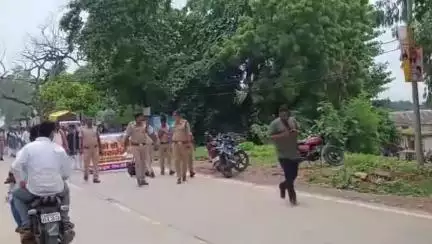 चुरहट: चुरहट पुलिस ने नशा मुक्ति अभियान के तहत स्कूली छात्रों के साथ रैली निकाली, लोगों से नशा न करने की अपील