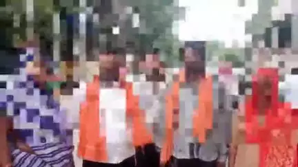 बरेली: थाना सीबीगंज क्षेत्र के निवासी पीड़ित का आरोप, दूसरे समुदाय के युवक ने बहला-फुसला कर बेटी को ले गया