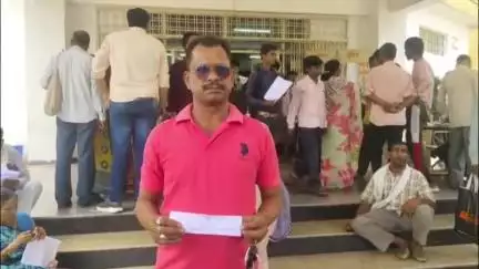 सागर नगर: हाई टेंशन लाइन का खंभा तिरछा होने पर बिजली विभाग ने नहीं सुनी, रिटायर्ड सैनिक ने कलेक्ट्रेट में की शिकायत