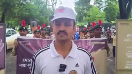 मंडला: पुलिस लाइन मंडला में नशा मुक्त भारत जागरूकता कार्यक्रम शुरू, पुलिस अधीक्षक रजत सकलेचा ने 15 दिन का अभियान चलाया