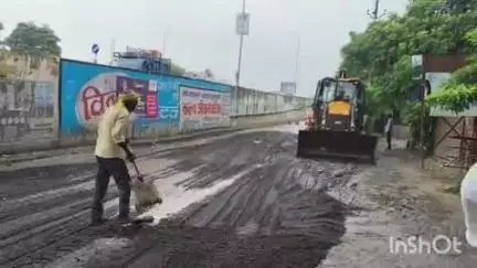 बड़ा घोसियाना में खराब सड़क की खबर पब्लिक ऐप पर प्रमुखता से दिखाए जाने पर एनएचएआई ने लिया संज्ञान, बनाई गई सड़क