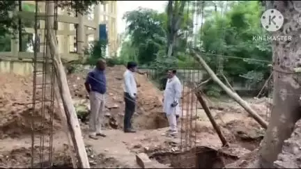 गंगापुर: गंगापुर सिटी चूली गेट मोक्ष धाम के पास बन रहे सामुदायिक शौचालय का निर्माण सभापति ने किया निरीक्षण