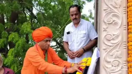 पोकरण: रेलवे स्टेशन पर नवनिर्मित जल मंदिर प्याऊ का विधायक प्रताप पुरी ने किया लोकार्पण