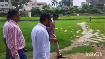 बड़गांव: उदयपुर में जिला कलेक्टर नमित मेहता ने किया सिटी राउंड, पौधरोपण कार्यों का लिया जायज़ा