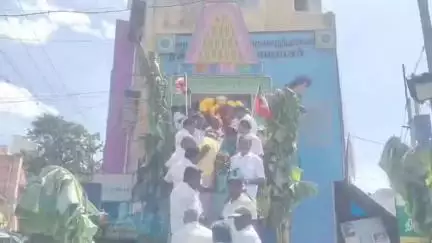 இராஜபாளையம்: பழைய பேருந்து நிலையம் அருகில் உள்ள காமராசருக்கு சிலைக்கு திமுக அதிமுக தவெக அனைத்து கட்சியின் சார்பாக நூத்தி இருவத்தி 123வது பிறந்தநாள் விழா
