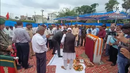 छपरा: छपरा में सेवानृवित सैनिकों और उनके परिवार के इलाज के लिए अस्पताल निर्माण हेतु हुआ भूमि पूजन