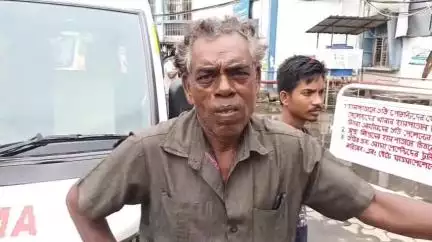 বহরমপুর: রেজিনগরে ঘরের মধ্যে বিষধর সাপের ছোবলে অসুস্থ এক মহিলা, চিকিৎসার জন্য আনা হয় বহরমপুরMMC হাসপাতালে