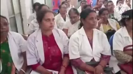 अलौली: अलौली सामुदायिक स्वास्थ्य केंद्र में एएनएम की बैठक आयोजित