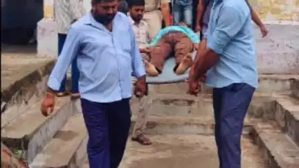 गया टाउन सीडी ब्लॉक: मानपुर स्टेशन पर ट्रेन से गिरकर यात्री घायल, RPF टीम ने पहुंचाया अस्पताल
