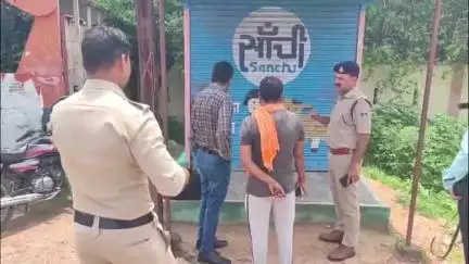 दतिया नगर: कलेक्ट्रेट कार्यालय के पास स्थित सांची मिल्क पार्लर में हुई चोरी, पुलिस ने शुरू की जांच