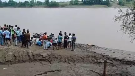 तेंदूखेड़ा: तहसील क्षेत्र में नर्मदा नदी के ककरा घाट पर डूबने से 18 वर्षीय युवक की हुई मौत
