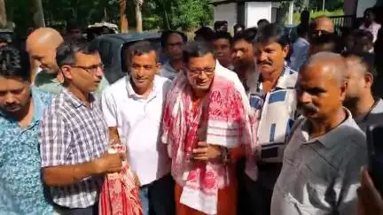 বিশ্বনাথ: উন্নয়ন খণ্ড কাৰ্যালয়ত বিশ্বনাথ আঞ্চলিক পঞ্চায়তৰ শপত গ্ৰহণ অনুষ্ঠান সম্পন্ন, সাংসদ আৰু বিধায়কৰ অংশগ্ৰহণ