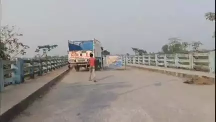 ইংরেজবাজার: চলতি বছরের গত জুন মাস পর্যন্ত মালদায় উদ্ধার ৭১ টি আগ্নেয়াস্ত্র, ১২৪ রাউন্ড গুলি, ১৬ টি ম্যাগাজিন, গ্রেপ্তার ৭৫ জন