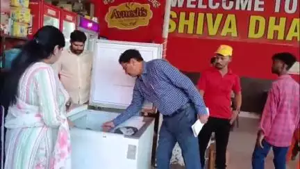 मुज़फ्फरनगर: कावड़ यात्रा मार्ग पर नेम प्लेट विवाद, खाद्य पदार्थों की जांच और पहचान के लिए लगाए गए क्यूआर कोड