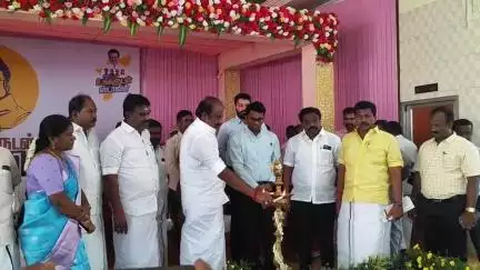 கள்ளக்குறிச்சி: உங்களுடன் ஸ்டாலின் திட்ட முகாமில் மகளிர் உரிமை தொகை விண்ணபிக்க குவிந்த பெண் ; இந்த முகாம் தங்களுக்கு பயனுள்ளதாக இருப்பதாகவும் பெண்கள் பேட்டி