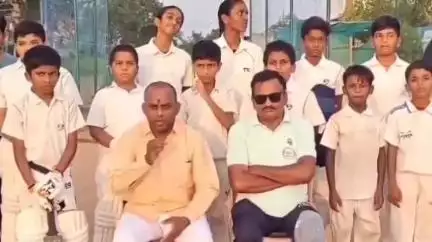 బెల్లంపల్లి: బెల్లంపల్లి తెలంగాణ క్రికెట్ అసోసియేషన్ కు అధికారం అప్పచెప్పాలన్న జిల్లా ఇన్చార్జి నర్సింగ్