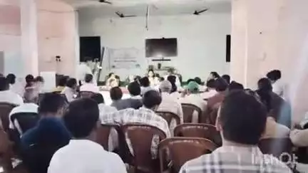 गोरेगाव: पंचायत समिती सभागृहात गोरेगाव तालुक्यातील ५६ ग्रामपंचायत सरपंच आरक्षण सोडत,२८ महीला व २८ पुरुष होणार गावकारभारी