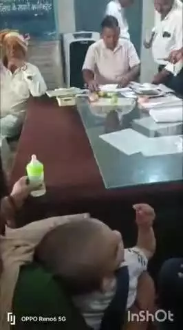 डिबाई: डिबाई के सब रजिस्ट्री दफ्तर में किसान से रिश्वत लेते हुए वीडियो हुआ वायरल