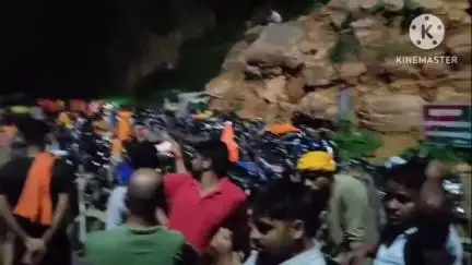 चेनारी: रविवार और सोमवार को गुप्ता धाम जाने के लिए वन विभाग ने टू व्हीलर और चार पहिया वाहनों पर लगाई रोक