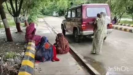 बांदा: गुरेह गांव में तालाब में डूबकर दो वर्षीय बच्ची की हुई मौत, पुलिस ने पोस्टमार्टम की कार्रवाई की