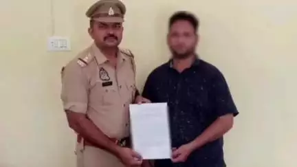 स्वार: स्वार कोतवाली पुलिस और साइबर सेल ने साइबर ठगी का शिकार हुए व्यक्ति को दिलाई ₹83,790 की राशि वापस