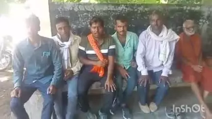 धौरहरा: कुसही गौड़ी गांव के दबंगों ने पुरानी रंजिश के चलते युवक की लाठी-डंडों से पिटाई की, अस्पताल ले जाते समय रास्ते में हुई मौत