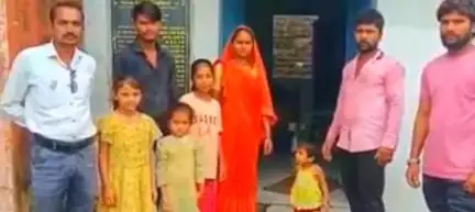 किरनापुर: ग्राम लोहारा में बारिश से तीन परिवार बेघर, सरपंच ने सामुदायिक भवन में दी शरण