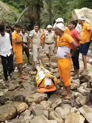 अलवर: शहर के स्कीम 2 निवासी युवक की नंदेश्वर के कुंड में पैर फिसलने से हुई मौत, वह दोस्त के साथ घूमने गया था