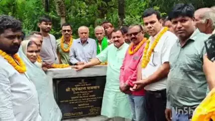 बखरी: चंद्रभागा नदी पर ब्रह्मदेव नगर और निशिहरा को जोड़ने वाले पुल का शिलान्यास, ₹6.47 करोड़ की लागत से बनेगा