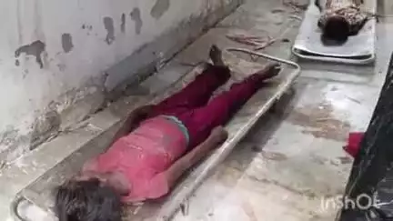 भभुआ: सकरौली गांव के ताल में डूबने से तीन बच्चियों की हुई मौत, सदर अस्पताल में कराया गया पोस्टमार्टम