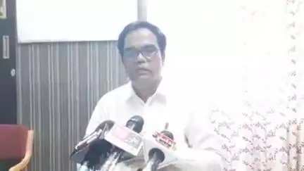 धमतरी: जिला अस्पताल में पदस्थ एक डॉक्टर और CMHO कार्यालय की महिला कर्मचारी को किया गया सेवा से बर्खास्त