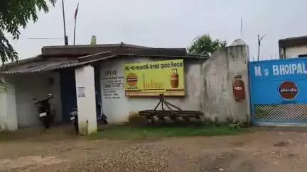 ତଲସରା: ଭୋଇପାଲି ସ୍ଥିତ ଇଣ୍ଡେନ ଗ୍ରାମୀଣ ବିତରକ ଦୋକାନରୁ ୮ ଟି ଖାଲି ସିଲିଣ୍ଡର ଚୋରି ଥାନା ରେ ଅଭିଯୋଗ