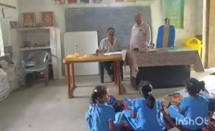 ବୀରମହାରାଜପୁର: ମାଟୁପାଲି ୟୁପି ସ୍କୁଲକୁ ପରିଦର୍ଶନ କଲେ ଅତିରିକ୍ତ ଗୋଷ୍ଠୀ ଶିକ୍ଷାଧିକାରୀ