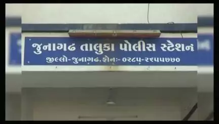જૂનાગઢ: તાલુકાના ખામધ્રોળ ગામના પ્લોટ વિસ્તારમાં જાહેરમાં જુગાર રમતા 8 શખ્સો ઝડપાયા