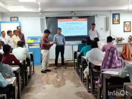थांदला: थांदला क्षेत्र के एकलव्य आवासीय विद्यालय में बीएलओ का प्रशिक्षण आयोजित, एसडीएम रहे उपस्थित