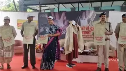 महू ग्रामीण पुलिस ने चलाया नशा मुक्ति अभियान, स्कूली बच्चों ने रैली निकालकर नशे से दूर रहने का संदेश दिया