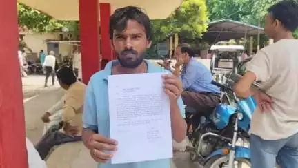 कौंच: गांधीनगर में प्राइवेट क्लीनिक के डॉक्टर के गलत इलाज और इंजेक्शन से बच्चे की मौत, पिता ने SDM से की शिकायत
