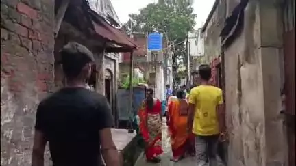 নবদ্বীপ: বনচারী বাগান এলাকায় দেহ ব্যবসা সহ  বিভিন্ন অসামাজিক কাজকর্মের অভিযোগ উঠল স্থানীয় এক ব্যক্তির বিরুদ্ধে,তদন্তে পুলিশ