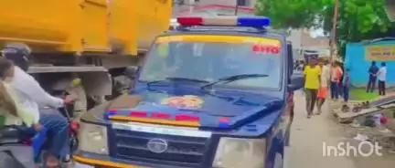 हरदोई: पिहानी के बड़ा चौराहा पर पुलिस ने शांतिपूर्वक कावड़ यात्रा निकलवाई, कोतवाल ने संभाली व्यवस्था