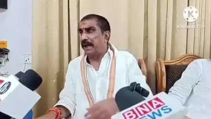 बक्सर: कांग्रेस विधायक संजय कुमार तिवारी ने जनसुराज को बताया भाजपा की 'बी' टीम, कहा नहीं है जनाधार