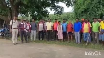 मधोता में वनभूमि पर अवैध अतिक्रमण करने वालों पर ग्रामीणों ने अतिक्रमण हटाने दी समझाइए, चिंहाकित कर किया करवाई#jansamasya