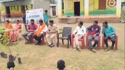 कळमनूरी: येहळेगाव तुकाराम येथे वनविभागाच्या वतीने वन महोत्सवाच्या आयोजन