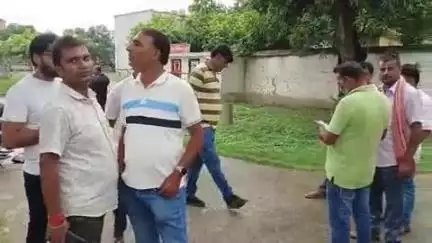 खगड़िया: शहर के राजेन्द्र नगर मोहल्ले में छात्रा की संदिग्ध मौत, परिजनों ने लगाया हत्या का आरोप