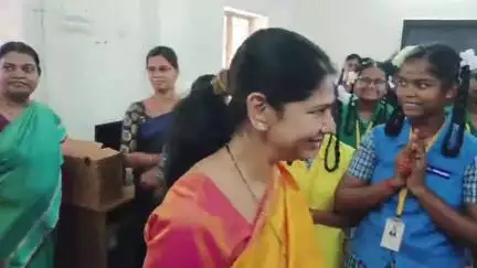 கோவில்பட்டி: அரசு மகளிர் மேல்நிலைப் பள்ளியில் ஏ ஐ திட்டம் துவக்கம் எம்பி துவக்கி வைத்தார்