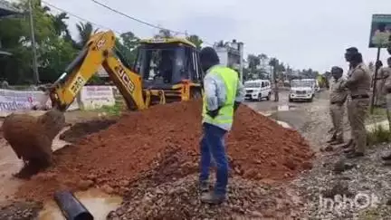 അമ്പലപ്പുഴ: പായൽകുളങ്ങരയിൽ അടിപ്പാതയില്ലാതെ റോഡ് നിർമാണം പ്രദേശവാസികൾ തടഞ്ഞു, പ്രദേശത്ത് സംഘർഷം
