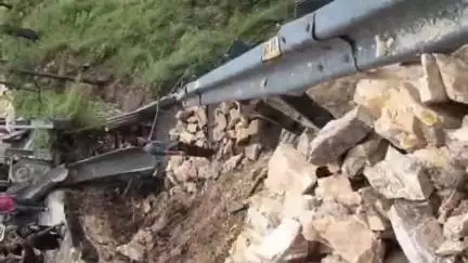 बागेश्वर: बागेश्वर में राष्ट्रीय राजमार्ग (एनएच) 309A पर भारी वाहनों की आवाजाही पर अस्थायी प्रतिबंध, मरम्मत का कार्य हुआ शुरू
