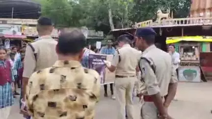 उदयनगर: नेमावर कस्बे में नशा मुक्ति अभियान को लेकर छात्र-छात्राओं ने रैली निकाली