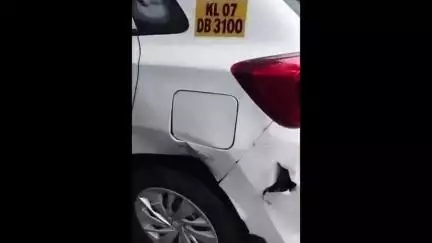 ചാലക്കുടി: അതിരപ്പിള്ളിയിലെ റിസോര്‍ട്ടില്‍ പാര്‍ക്ക് ചെയ്തിരുന്ന കാറുകള്‍ കാട്ടാന തകര്‍ത്തു