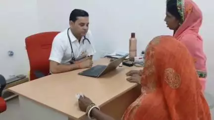 सिमरी बख्तियारपुर: सीएससी बनमा में मौसम बदलने से मरीजों की भीड़ उमड़ी